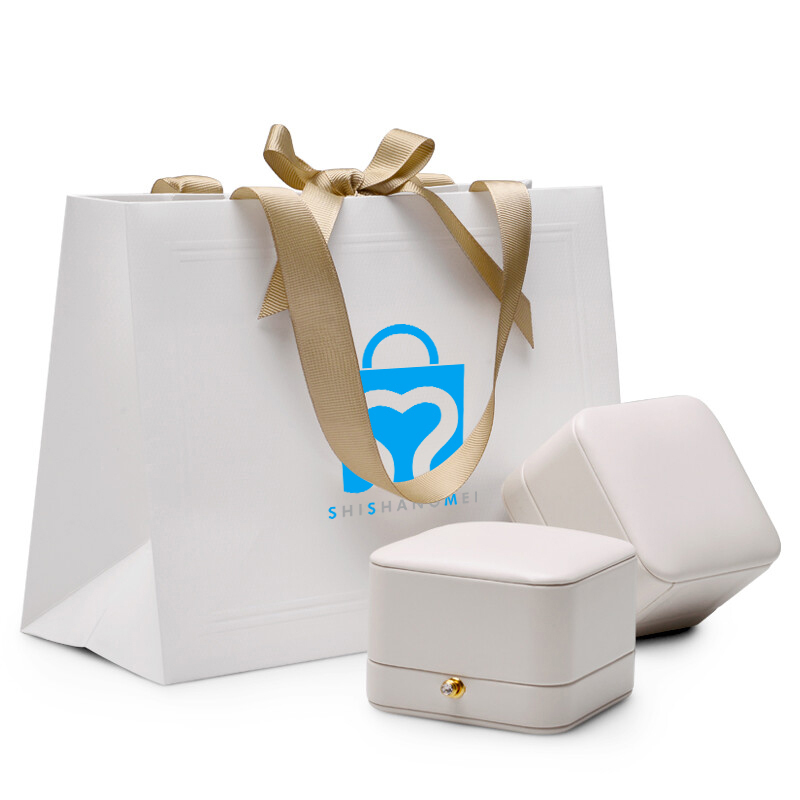 리본 동점 활을 가진 주문 호화스러운 가게 보석 종이 봉지