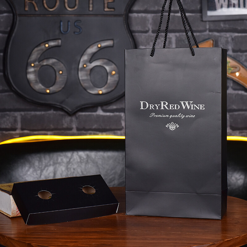 Usine conception personnalisée feuille estampage personnalisé marque noël bouteille de vin papier emballage sacs-cadeaux avec poignée