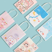 Petit sac de papier cadeau blanc d'emballage d'emballage avec la poignée tordue de papier