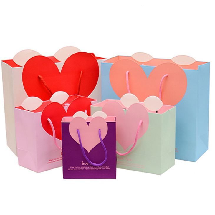 Heart Shape Wedding halloween candy Gift Paper Bag Packaging With Cotton Handles
