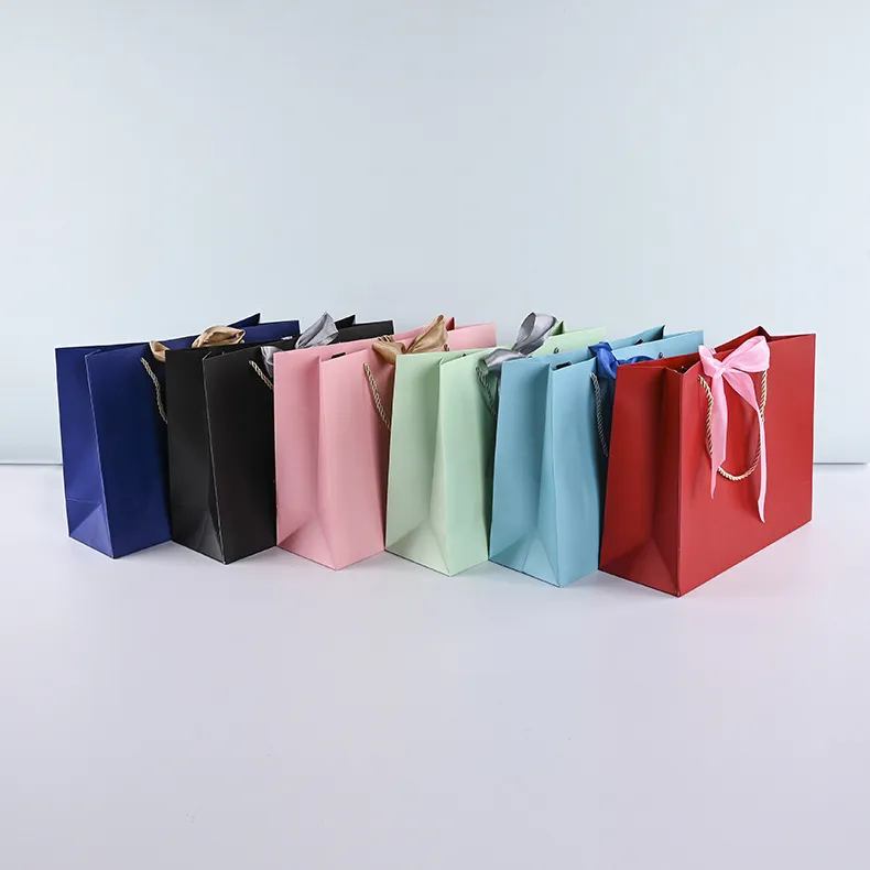 Día de San Valentín Día de la madre ropa joyería regalo compras bolsas de embalaje de papel con logotipos