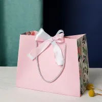 Bolsa de asas europea impresa, embalaje personalizado, bolsa de papel de regalo de compras con lazo de cinta