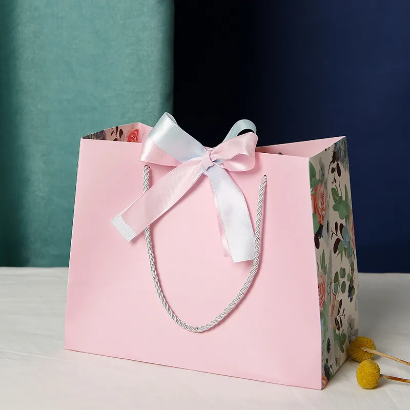 Bolsa de asas europea impresa, embalaje personalizado, bolsa de papel de regalo de compras con lazo de cinta