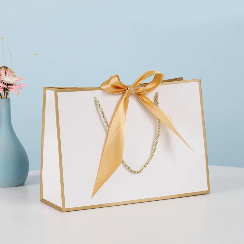 Umweltfreundliche Einkaufs-Geschenkpapiertüten in individueller Größe in personalisierten Farben