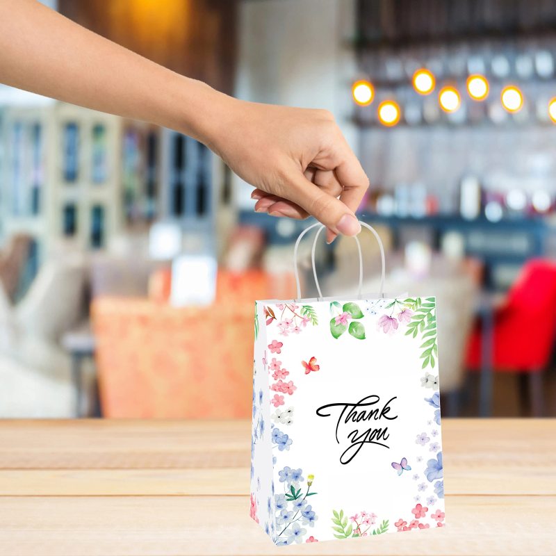 Wholesale price white brown kraft jewelry cosmetic gift clothing shopping paper bag