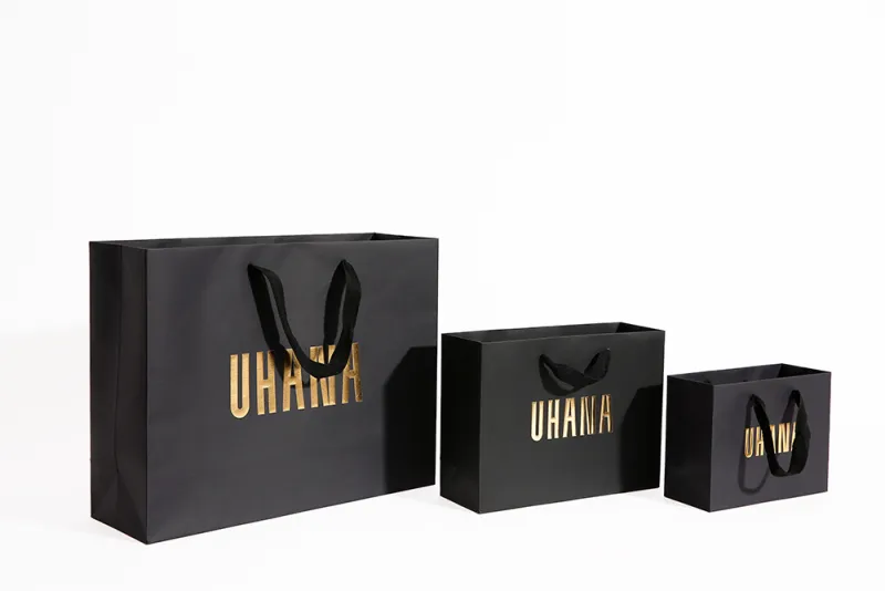 Conception personnalisée Shopping cadeau bijoux papier emballage de luxe sacs-cadeaux en papier avec poignée votre propre logo