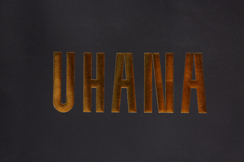 Conception personnalisée Shopping cadeau bijoux papier emballage de luxe sacs-cadeaux en papier avec poignée votre propre logo