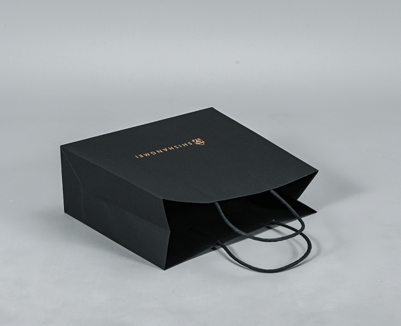 Fast delivery ribbon cutomized gift clothing jewelry boxes paper shopping bags with logos packaging