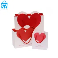 Corde carrée petite fête enfants anniversaire bonbons sacs-cadeaux en papier mignons pour l'amour de la Saint-Valentin avec des sacs en papier à poignée en ruban