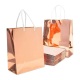 Personnalisé en gros réutilisable biodégradable luxe or laser artisanat sac vêtements cosmétiques shopping laser sac en papier pour l'emballage