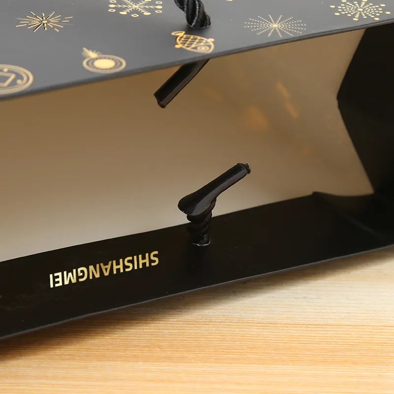 Personnalisé noir intelligent imprimé euro luxe artisanat cadeau bijoux vêtements boutique boutique emballage sacs en papier avec votre propre logo populaire