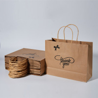 Prezzo competitivo shopping in carta kraft marrone bianco nero con logo della maniglia stampato