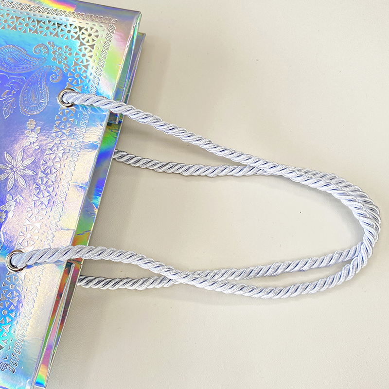 Zanaat altın parlak giyim alışveriş lazer yıkanabilir whater dayanıklı paket servisi olan restoran parlak kuşe kağıt tote çanta kozmetik ayakkabı için