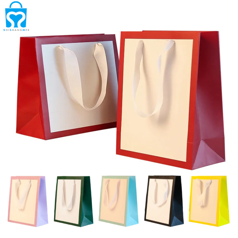 Petit sac en papier d'emballage de laminage brillant de bijoux de luxe blanc rose plein de couleur personnalisé sacs de remerciement pour la boutique