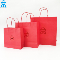 Özelleştirmek lüks kırmızı teşekkür ederim hediye çantası özel tote kuşe kağıt çanta özel folyo logo kabartmalı takı hediye çantası yapılandırılmış