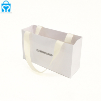Personnalisé marque personnalisée blanc artisanat parfum bijoux cosmétique cadeau vêtements emballage shopping sac en papier avec logo