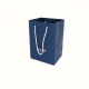 Impressões personalizadas descartáveis ​​azul-petróleo pequenas joias de presente de papel para compras sacolas de presente altas com alças de fita logotipo takeaway