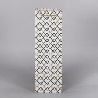 Luxury laminatio christmas wine bottle bag insulated in box flower bouquet paper packaging gift cover bags for travel bouquets