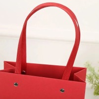 Logo personnalisé recyclé vin fleur kraft transporter papier emballage cadeau sac papier sac fourre-tout avec poignée de fenêtre