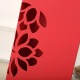 주문 로고에 의하여 재생되는 포도주 꽃 크래프트는 창 손잡이를 가진 서류상 포장 선물 부대 종이 끈달린 가방을 나릅니다