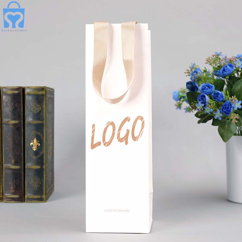 Sacs en papier cadeau fourre-tout en fleur de liqueur de vin laminé blanc