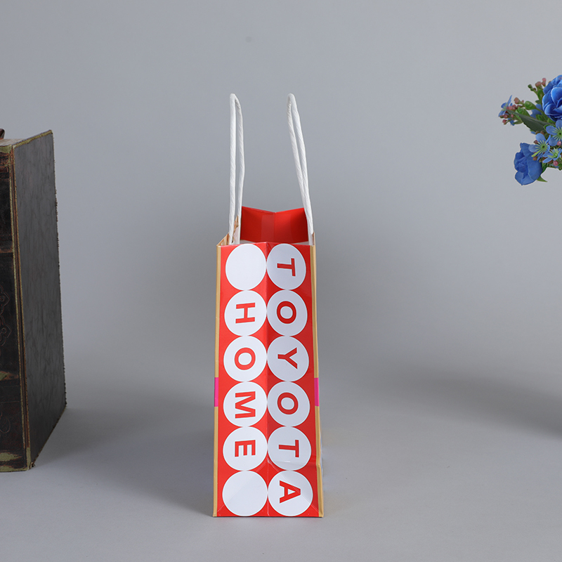 Pas cher écologique 340mm papier stand up sac mignon luxe dessin animé shopping cadeau papier sac ours miel sanrio personnalisé