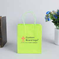 Sac en papier recyclé votre propre logo personnalisé imprimé torsadé sos supplément médecine pharmacie sac en papier kraft nourriture à emporter