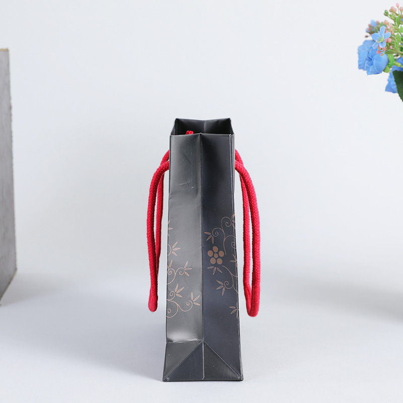 Японский складной черный шоппинг, отправка ювелирных изделий, упаковка, крафт-бумажные пакеты с вашим логотипом