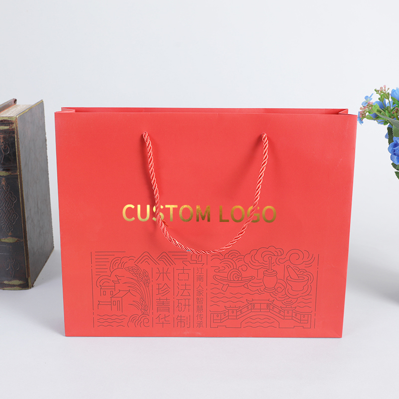Bijoux de vêtements petit cadeau parfum emballage shopping sac en papier avec logo poignées
