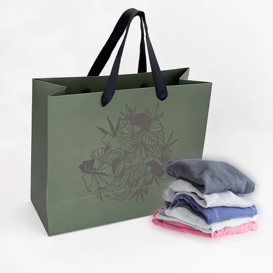 Emballage de sacs en papier pour vêtements