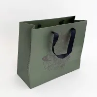 Emballage de sacs en papier pour vêtements