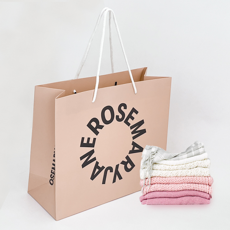 Fabbrica di borse per la spesa in carta per vestiti