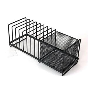 Porte-ustensiles et assiettes en fil de fer noir