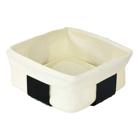 Cesta de pan moderna de hierro plano