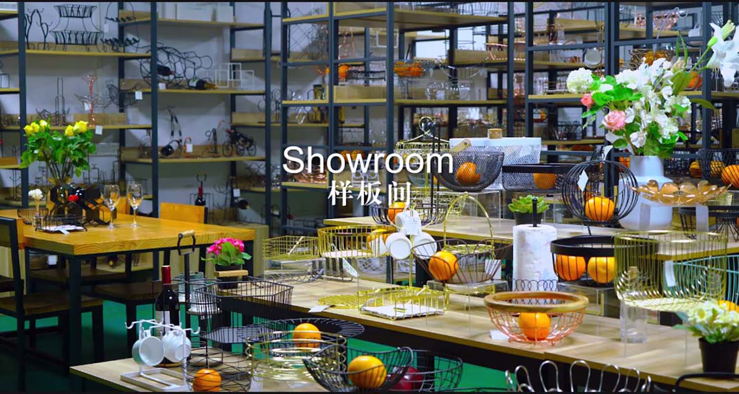 SHOW ROOM.jpg