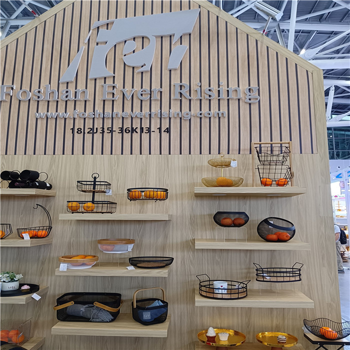 Notice on Offline Participation of Domestic Buyers in the 135th Canton Fair Fer House