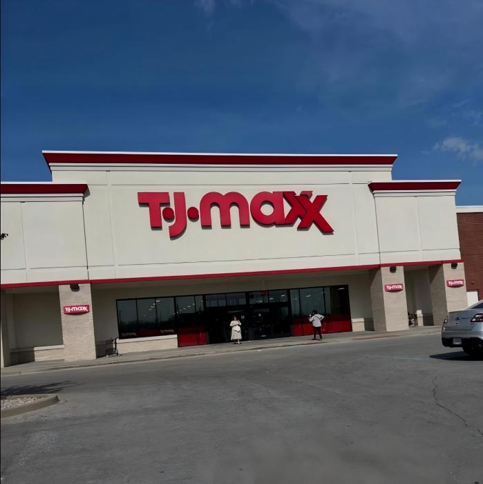 TJX Group: Global discount retail leader, multi-brand matrix leads new consumer trends!