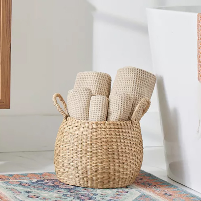 Smart and Pretty Towel Storage Ideas