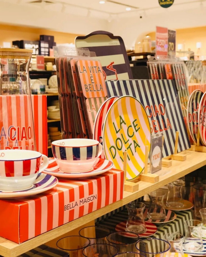 Modern Napkin Holder Modern Napkin Holder