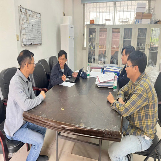 Audit Pabrik Tahunan TESTRITE GROUP Selesai? Kontrol Kualitas Keranjang Buah Kawat Berlapis Bubuk Menjalani Tinjauan Otoritatif!