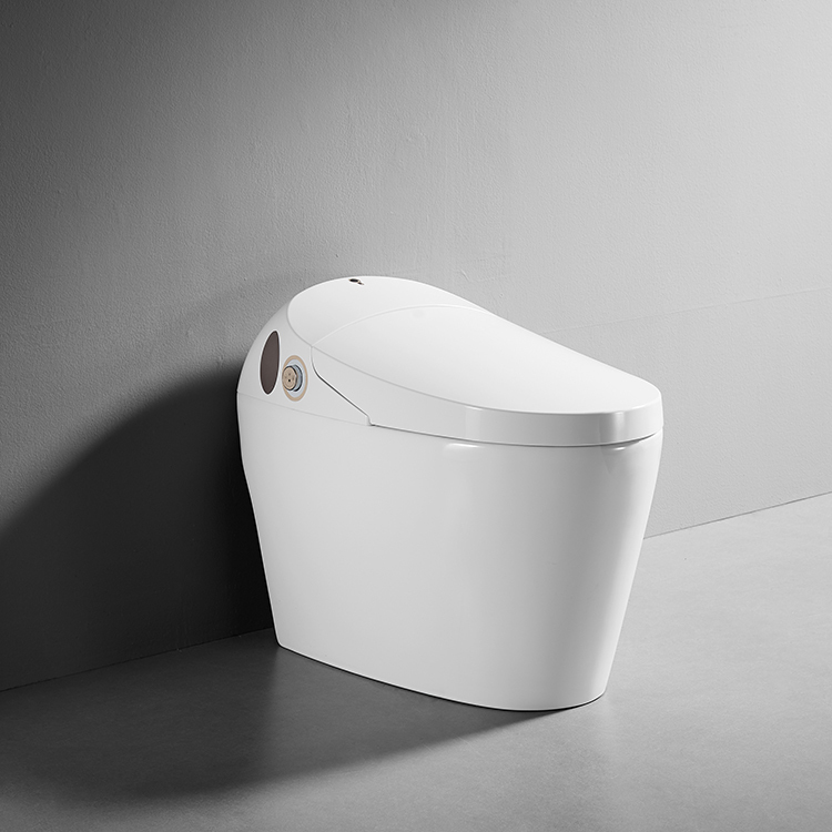 فوهة مستشعر أوتوماتيكية أنيقة لتنظيف المرحاض الذكي