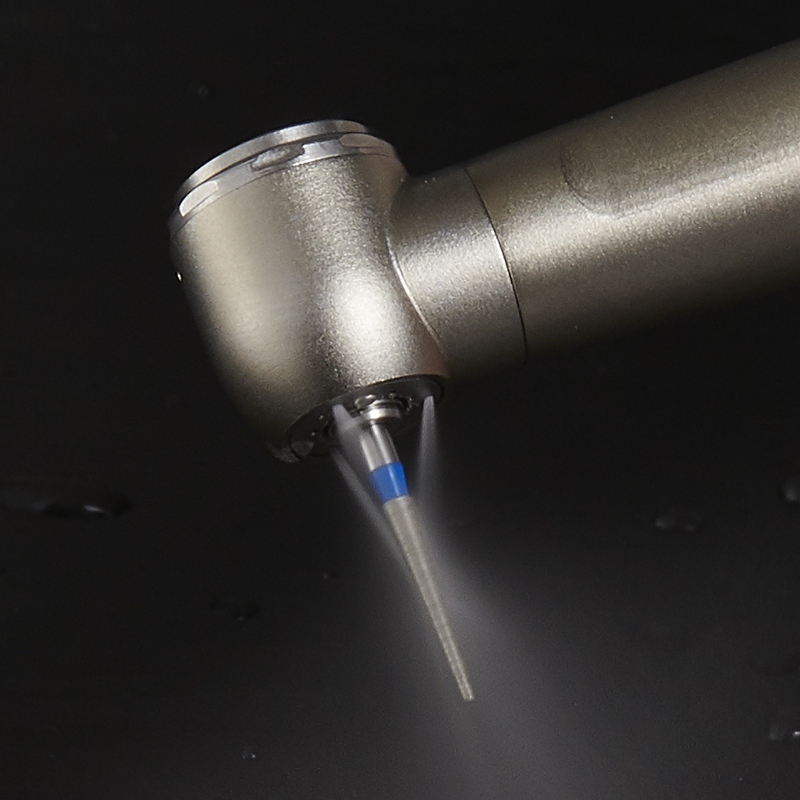 Dental Turbine handpiece with quick connection