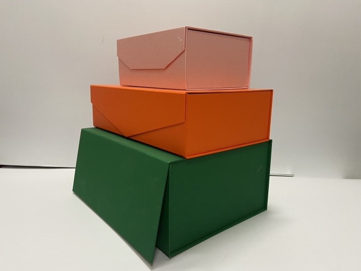 Cosmetic packaging: add color to the beautiful