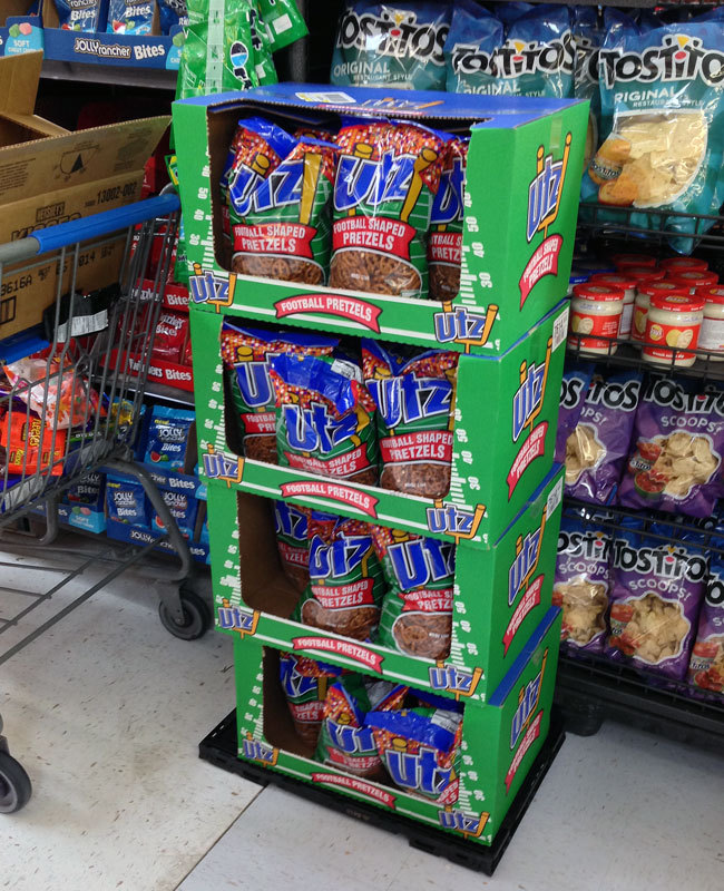 Application of paper display racks in various stores