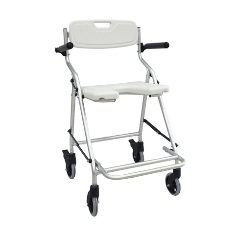 Cadeira de banho cómoda com apoio para os pés