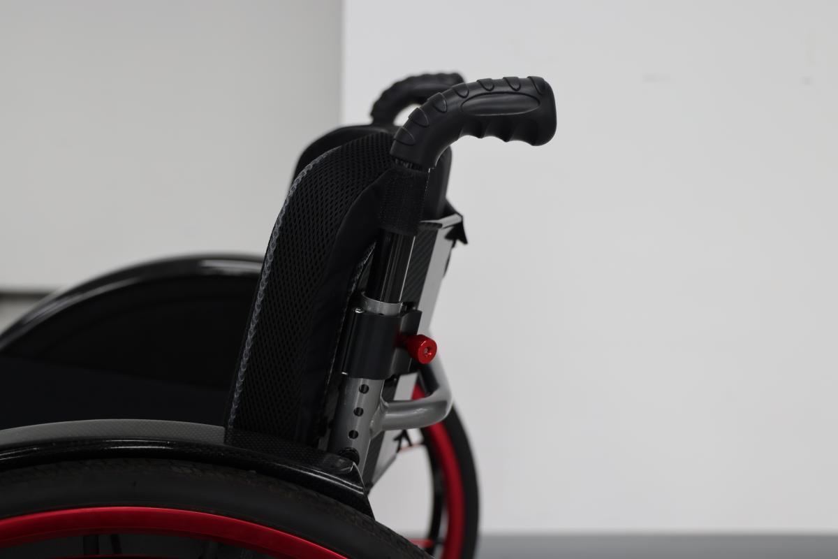 lightweight aluminum wheelchair lightweight aluminum wheelchair