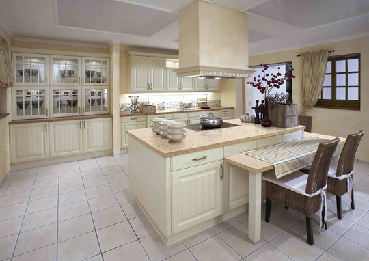 Design de cozinha de quartzo artificial de cristal bege