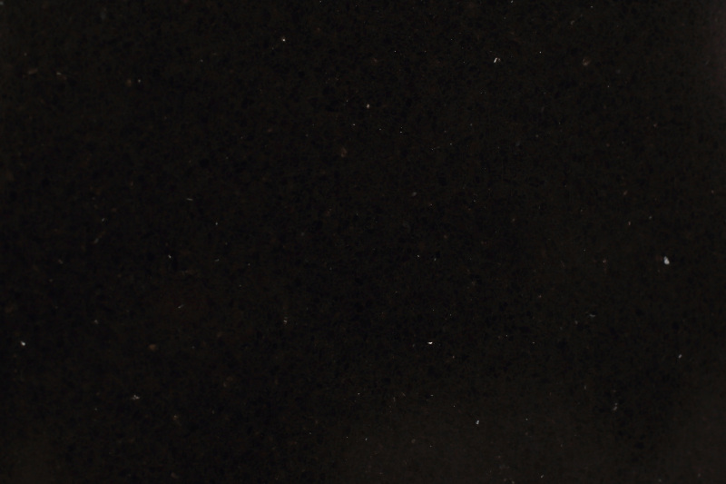 Schwarzes Interieur aus Kunststein