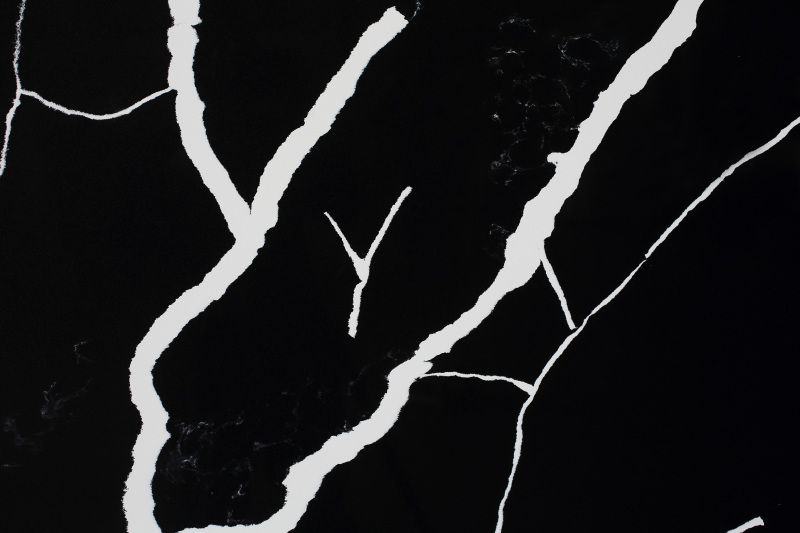 Dalle assortie de livre de quartz artificiel Marquina noir