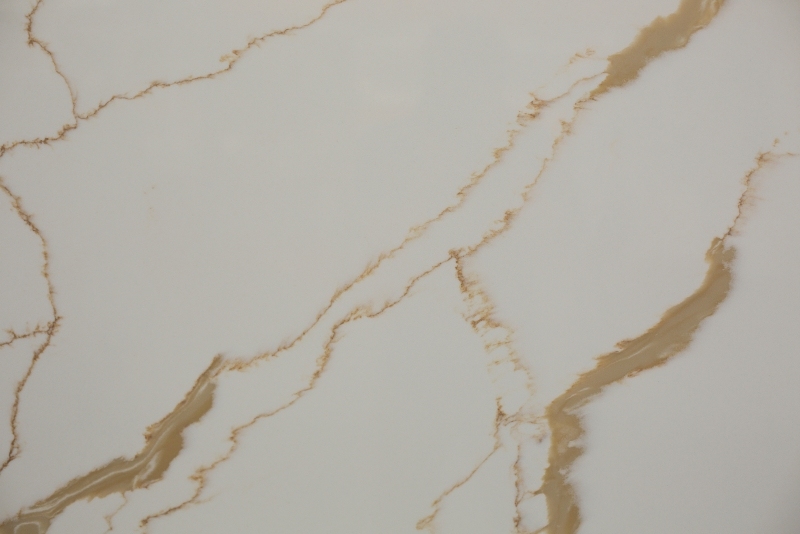 PXQZ201104-2 GLoden Veins Artificial Quartz Warm Neutral Calacatta